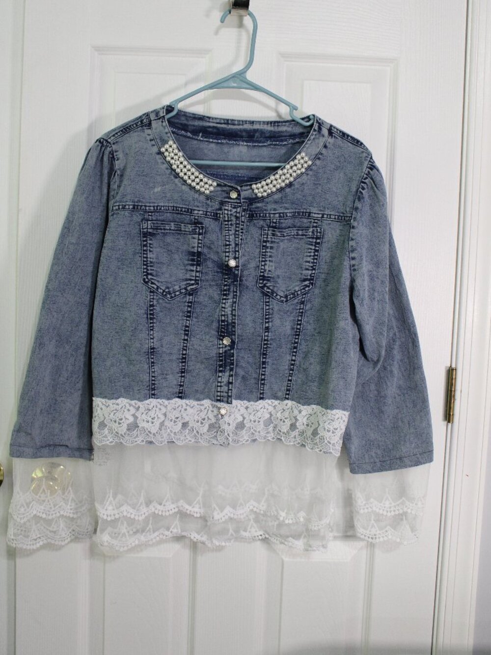 Juniors Denim Jean Jacket with Lace Hem on Sleeves and Waist and Pearl Collar